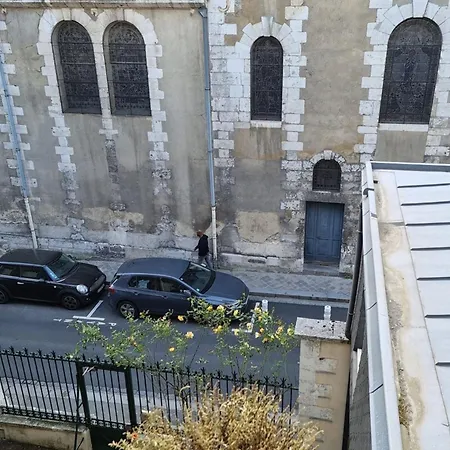 A 2 Mn A Pied De La Gare De Apartment